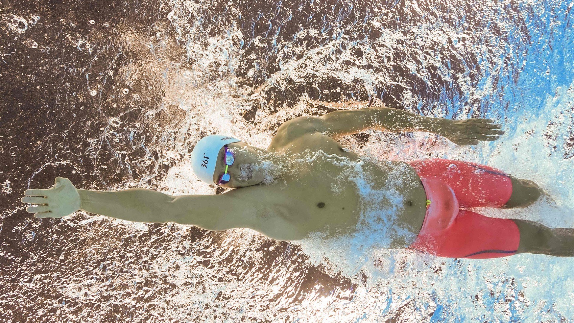 “逆风翻盘：逆境中爆发的球队故事”，逆风翻盘的人都有这个特点