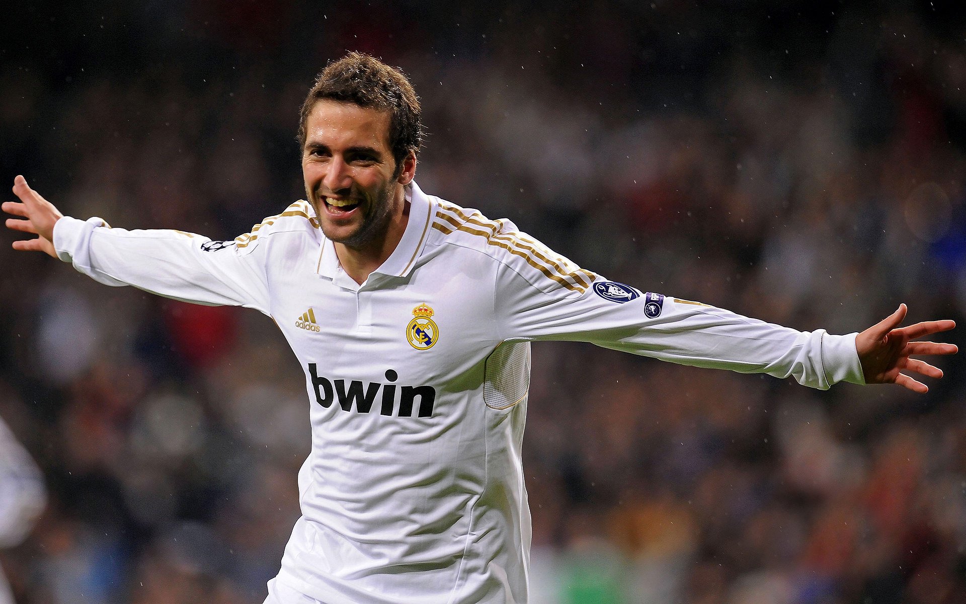 联赛精彩统计：破纪录的瞬间，比赛破纪录